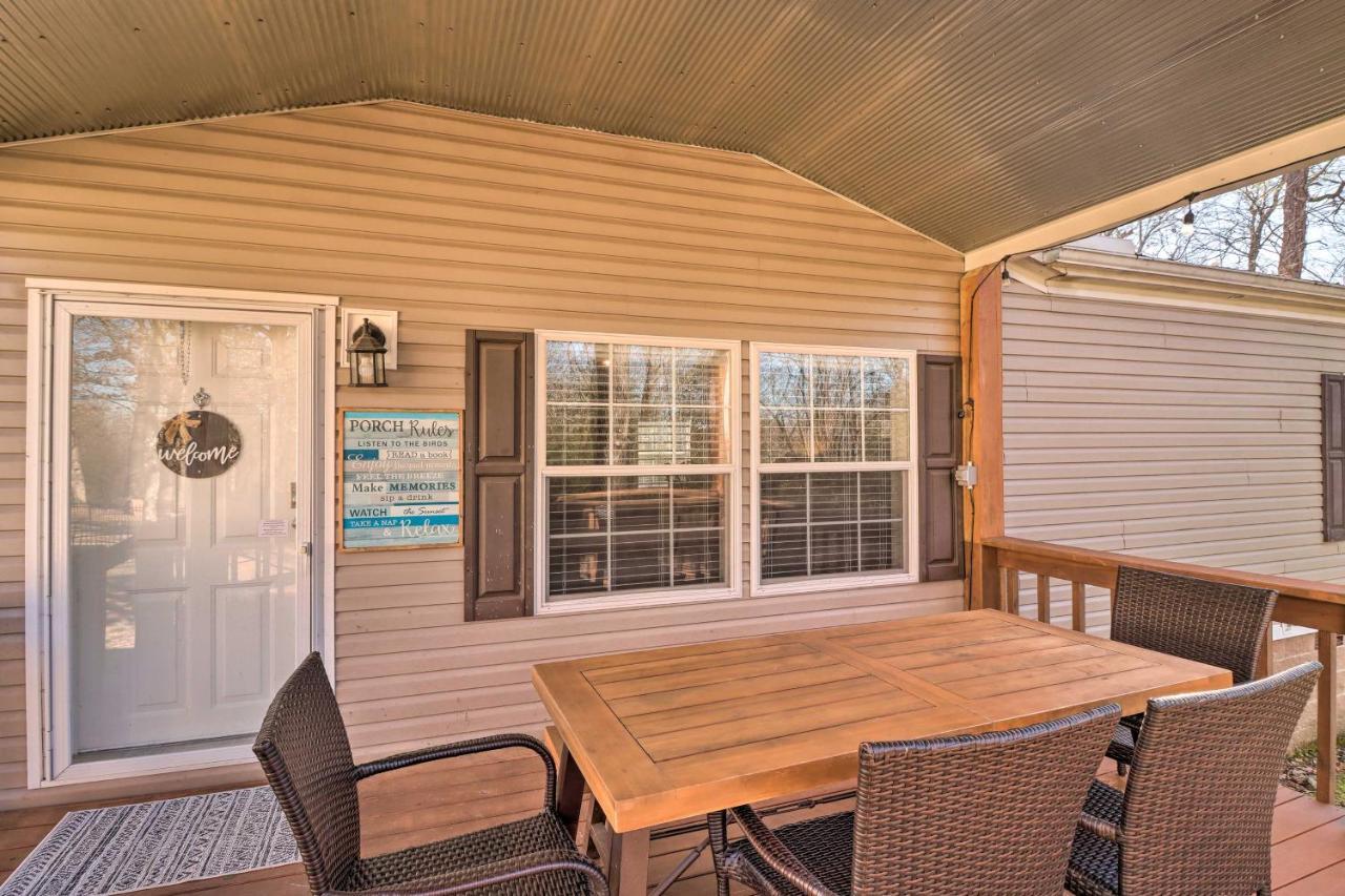 Lakefront Greers Ferry Cabin With Covered Boat Slip! Fairfield Bay Buitenkant foto